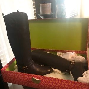 Fabulous and New! Price Negotiable:)